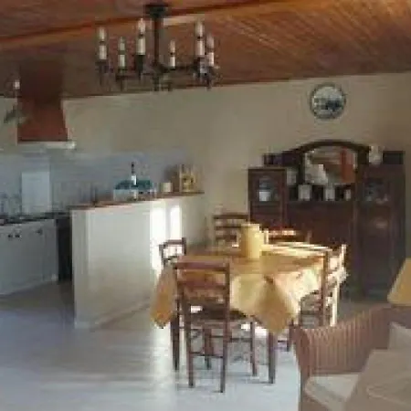 House - 5 Pers, 110 M2, 4/3 * Vairé
