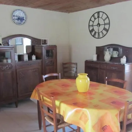House - 5 Pers, 110 M2, 4/3 * Vairé